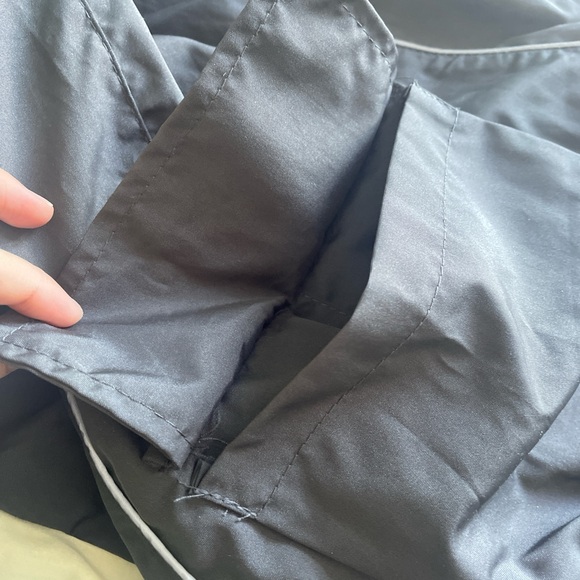 Black techwear joggers with silver detail - baggy fit - Picture 4 of 6